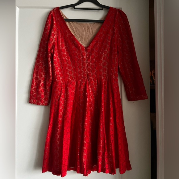 Red lace ModCloth dress - size M - Picture 3 of 3